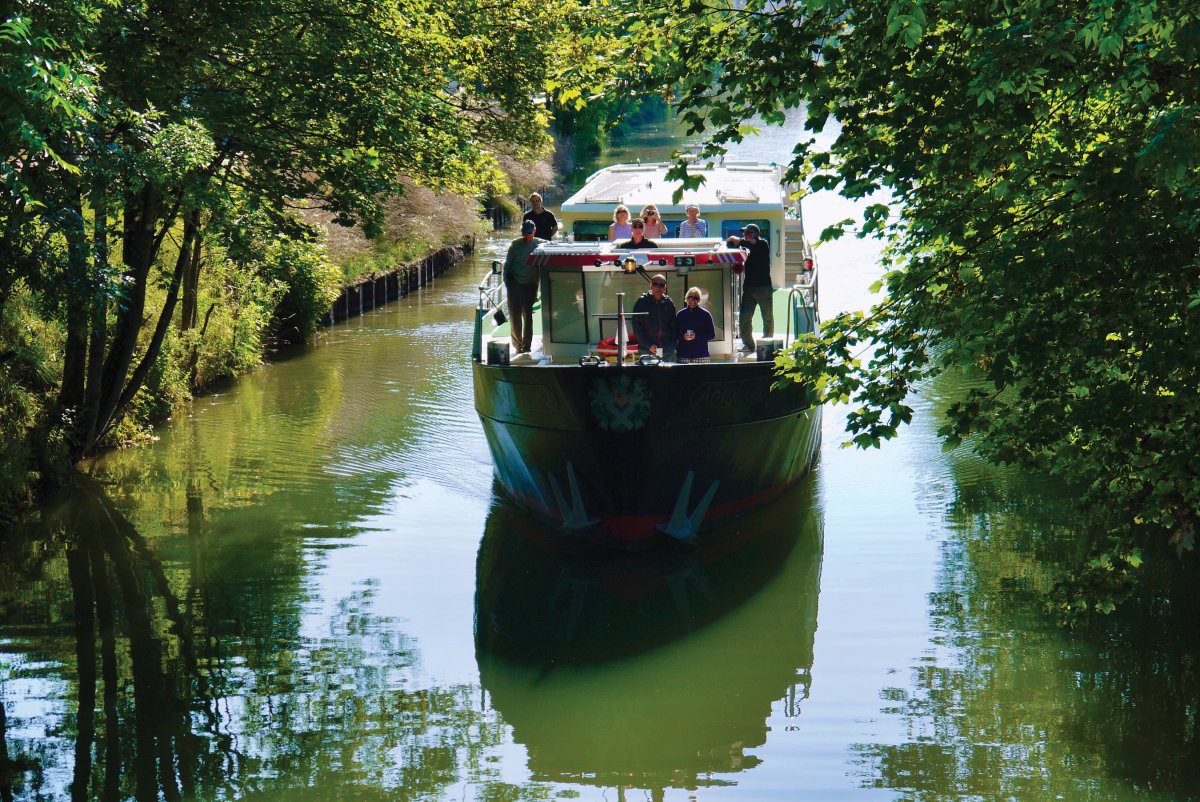 Your Burgundy canal cruise is the perfect opportunity to focus on the journey, not just the destination